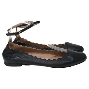 Chloé Scallop Accent Ankle Strap Ballet Flats in Black Leather